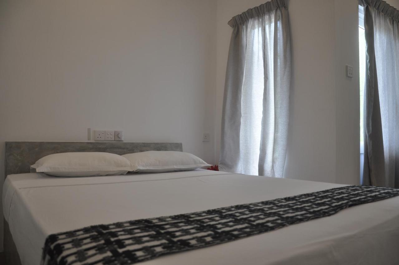 ベントータ Jungle Fence Bed & Breakfast エクステリア 写真