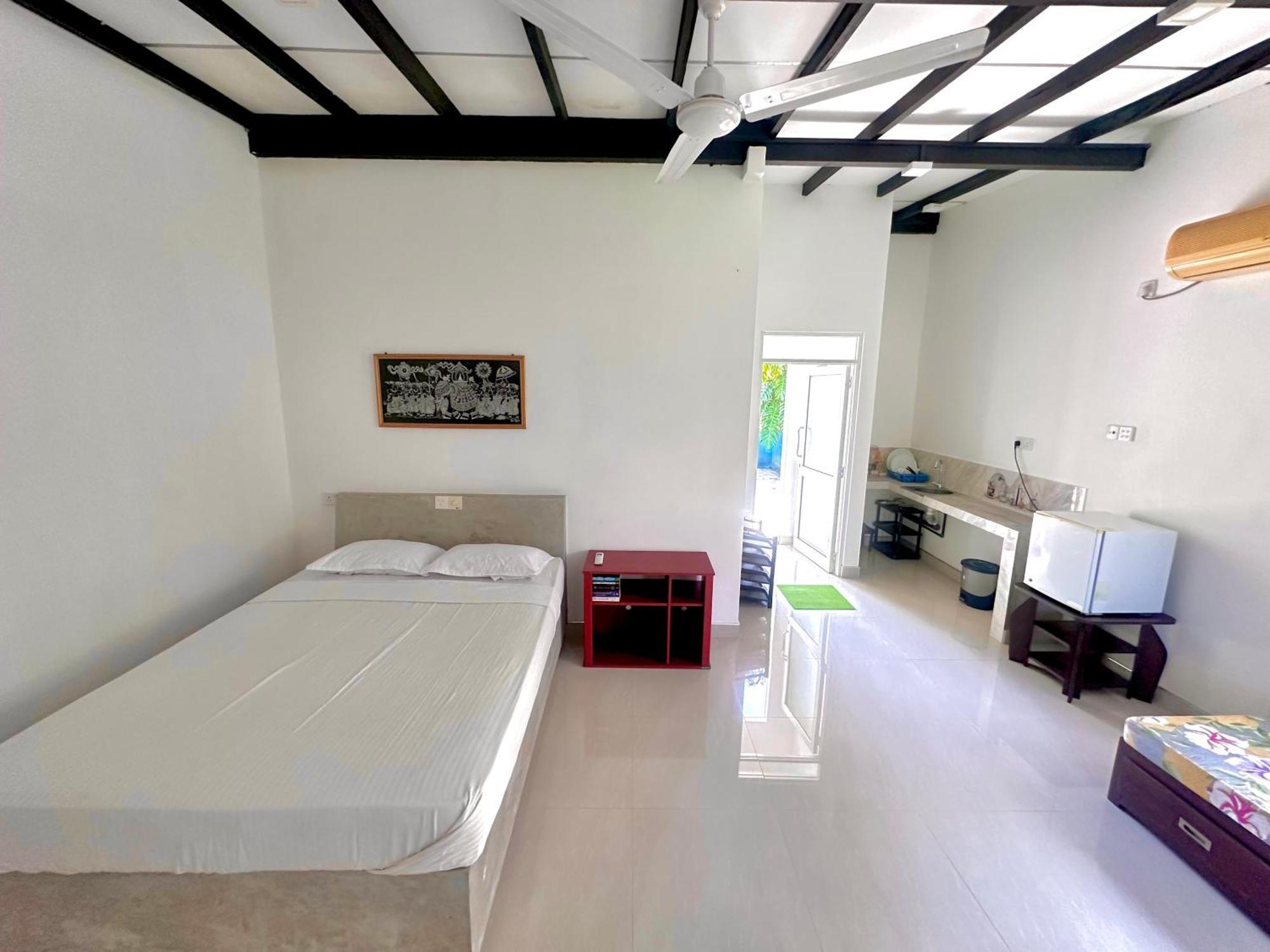 ベントータ Jungle Fence Bed & Breakfast エクステリア 写真